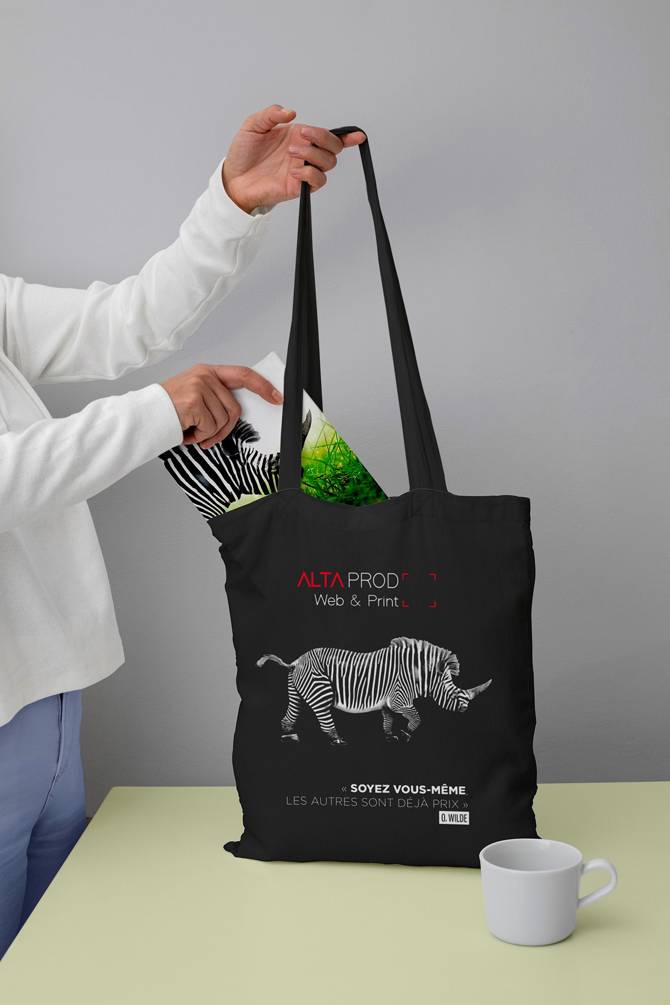 ALTAprod, Agence Web et de Communication (Aurillac-Cantal) réalise vos tote-bag et autres textiles personnalisés